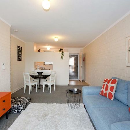 Stay Okay Central - Fremantle Bagian luar foto